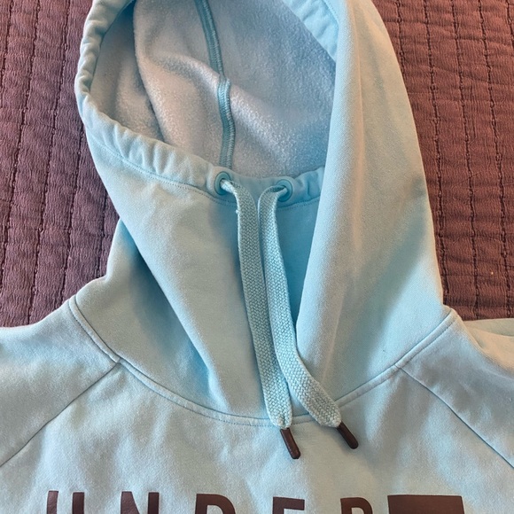 Under Armour light blue sweat shirt - Picture 7 of 7